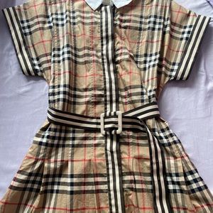 Burberry little girls dress